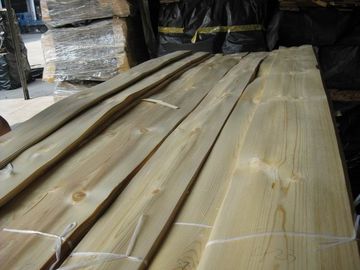 China Natural Knotty Pine Wood Veneer Sheet Crown/Quarter Cut supplier