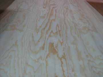 China Rotary Cut/Peeled Clear Pine Wood Veneer Sheet supplier