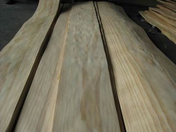China Sliced Radiata Pine Wood Veneer Sheet Crown / Quarter Cut supplier