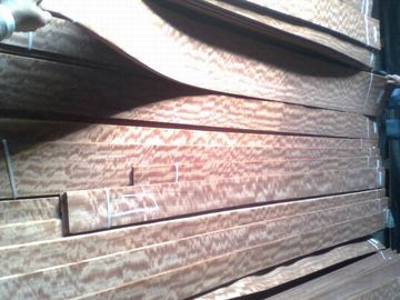 Natural Figured Makore Wood Veneer For Interior Decoration supplier