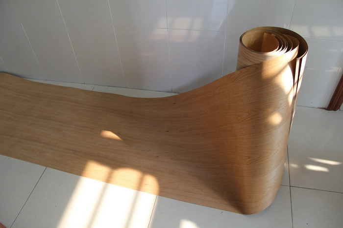 Sliced Natural American Cherry Wood Veneer Rolls With Fleece Backed